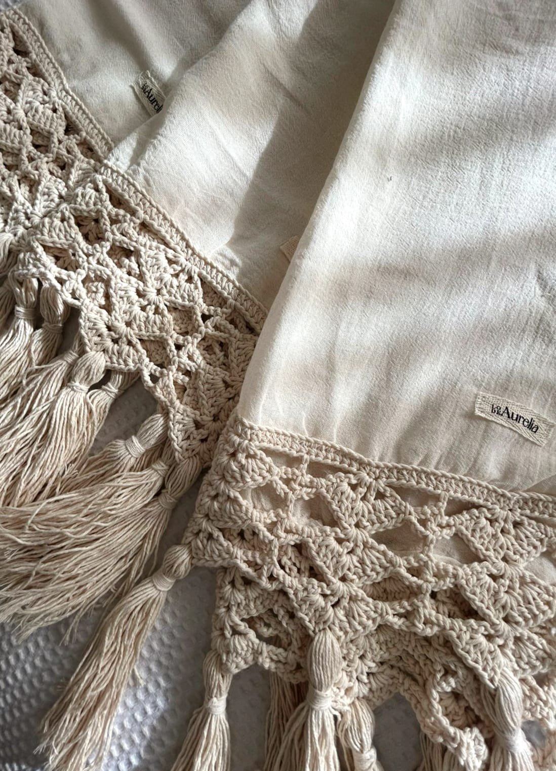 Camino de mesa "Consuelo" - Imagen 5